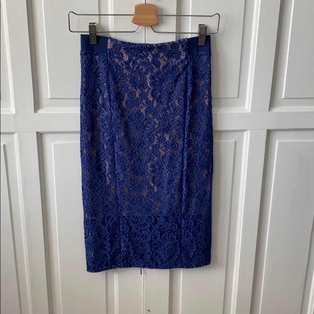 Sisley lace pencil skirt - hardly worn